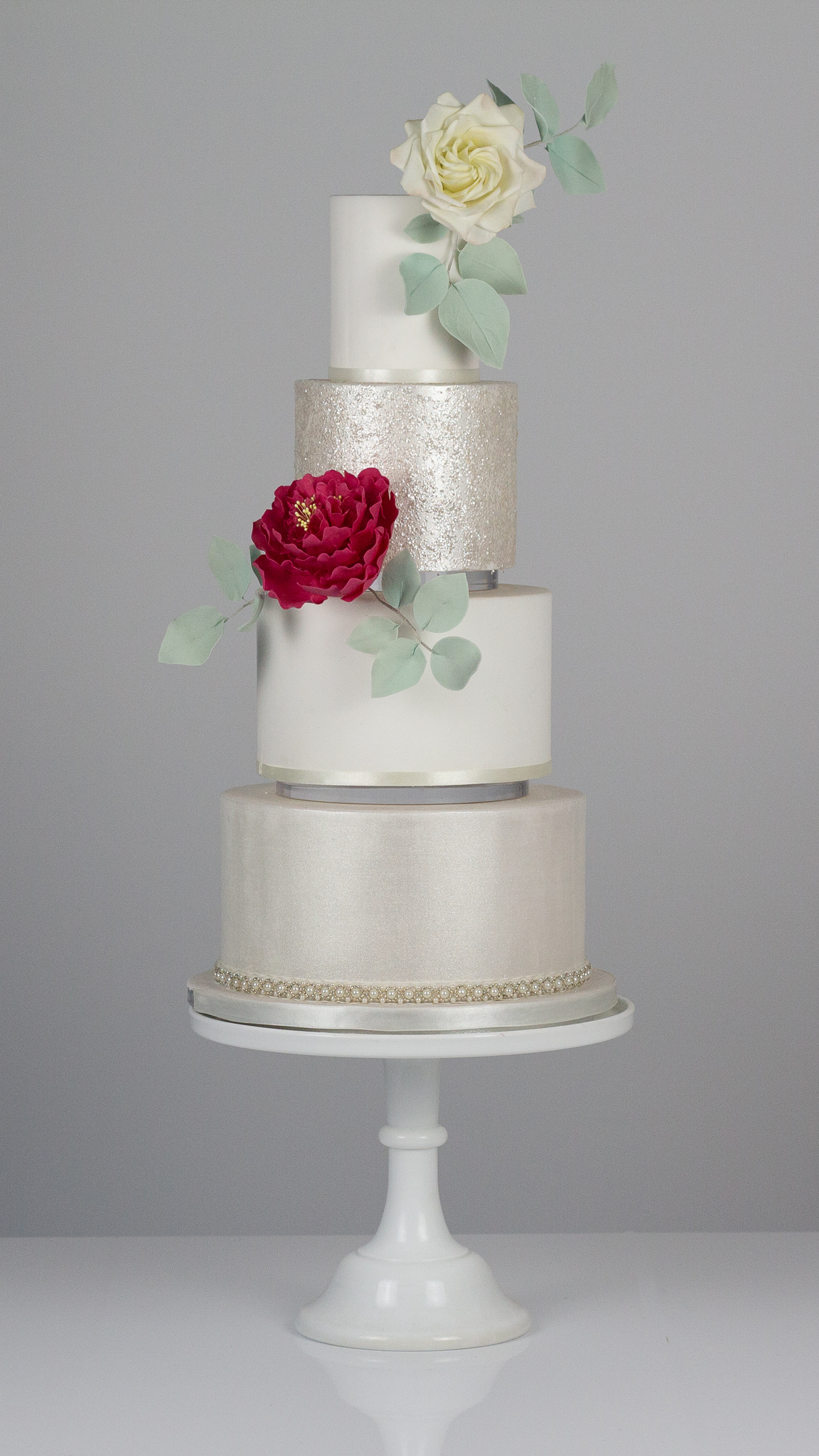 Elegant Wedding cake with sugar flowers